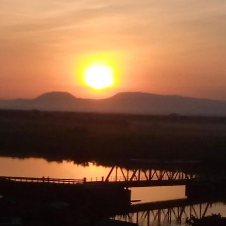 Tembo Safari Lodge Katunguru Εξωτερικό φωτογραφία