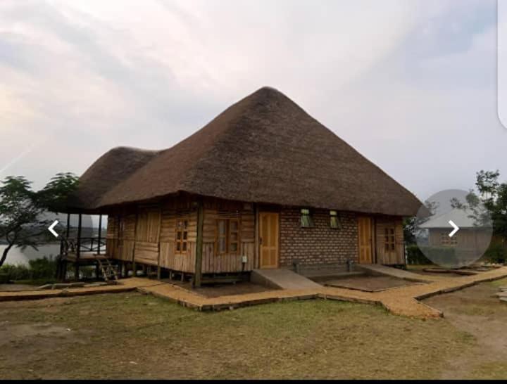 Tembo Safari Lodge Katunguru Εξωτερικό φωτογραφία