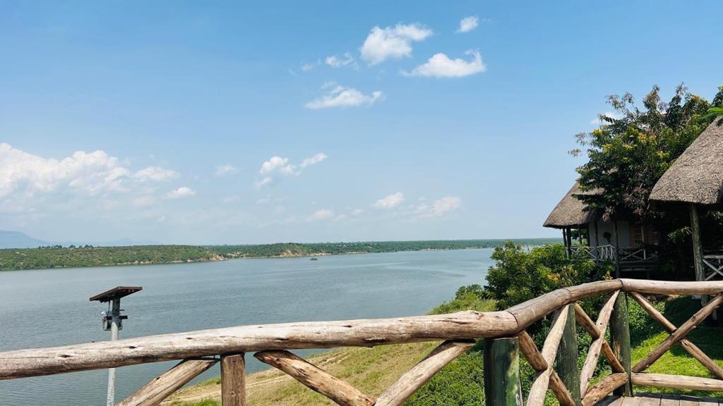 Tembo Safari Lodge Katunguru Εξωτερικό φωτογραφία