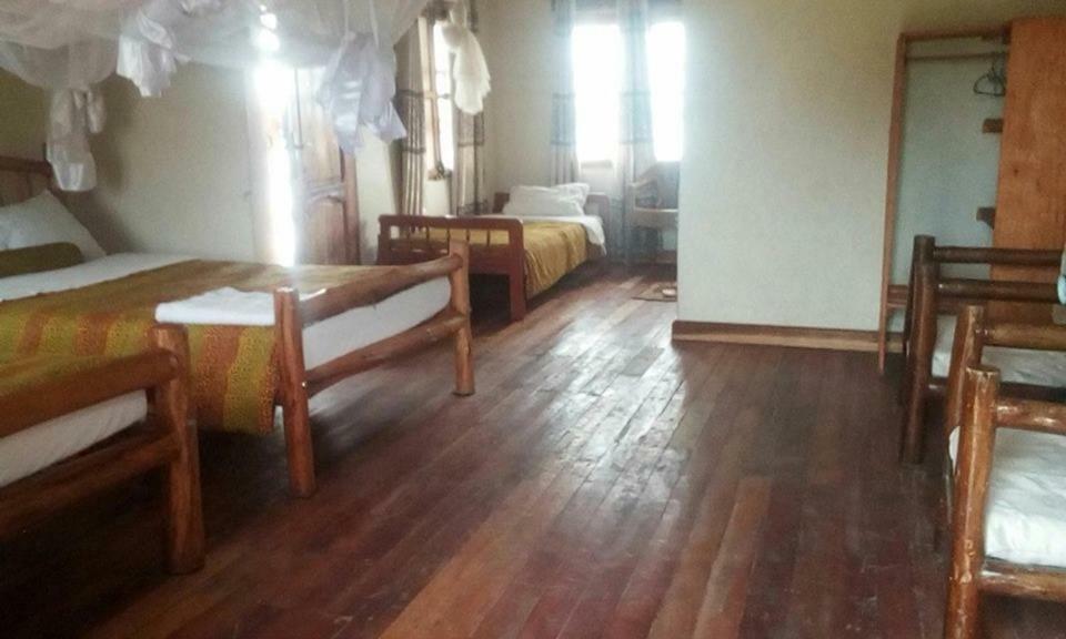 Tembo Safari Lodge Katunguru Εξωτερικό φωτογραφία